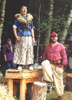 R�uberhauptmann Peter B. Lehnardt und seine R�uber-Gro�mutter Hanne Faltins